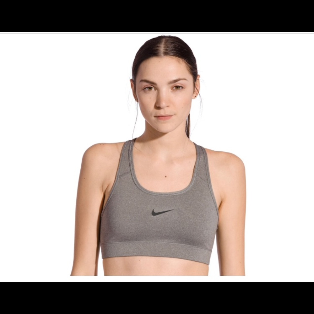 Nike Victory Compression Dri-FIT Medium-Impact Bra